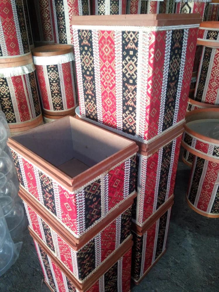 30x40 Mdf Bakliyat Kovası – 30x40 adıyla sunulan MDF bakliyat kovası, dikdörtgen desenli gövdeye sahiptir
